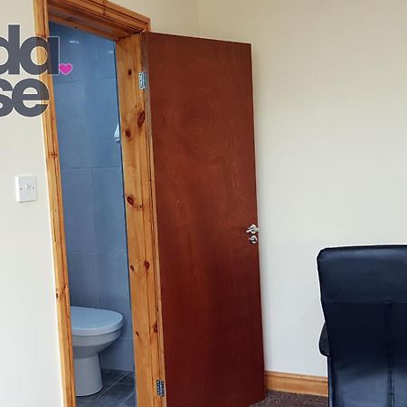 Kunda House Bournbrook Otel Birmingham Dış mekan fotoğraf