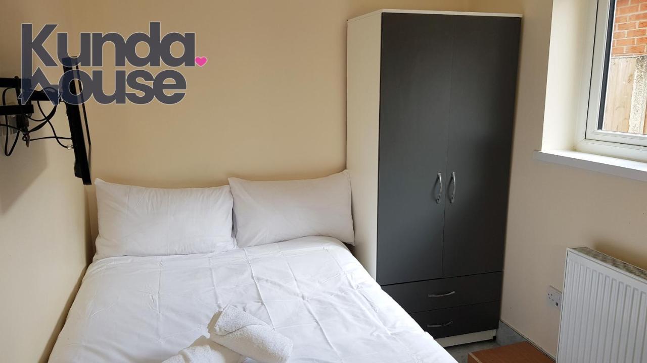 Kunda House Bournbrook Otel Birmingham Dış mekan fotoğraf
