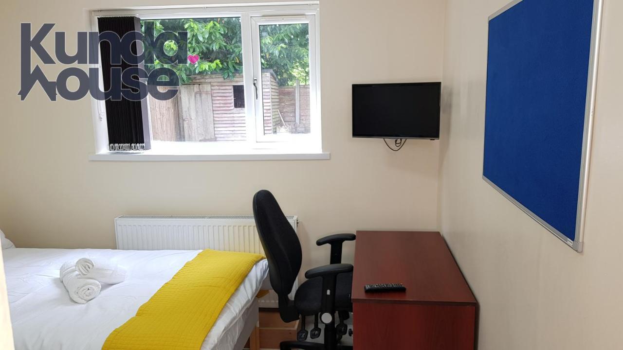 Kunda House Bournbrook Otel Birmingham Dış mekan fotoğraf
