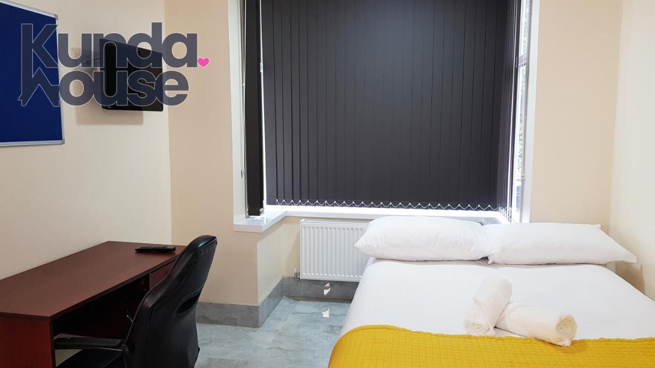 Kunda House Bournbrook Otel Birmingham Dış mekan fotoğraf