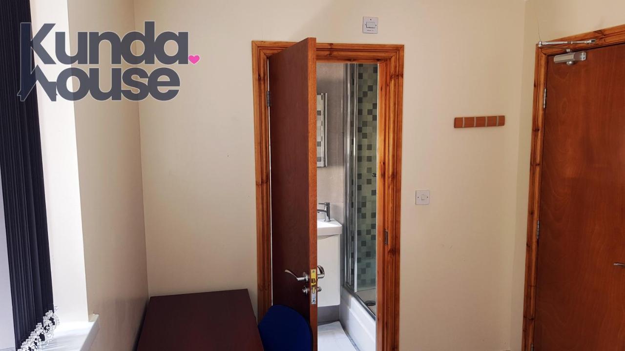 Kunda House Bournbrook Otel Birmingham Dış mekan fotoğraf