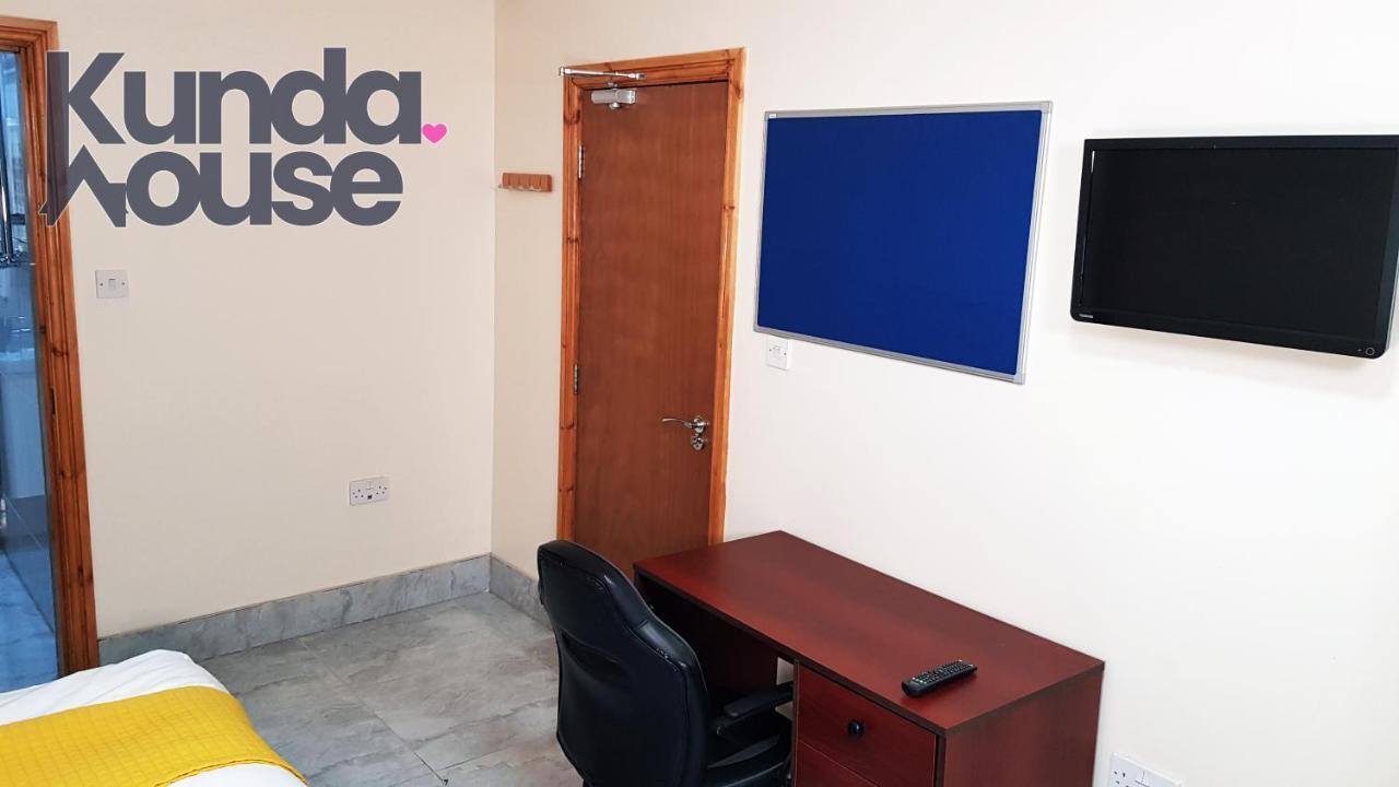Kunda House Bournbrook Otel Birmingham Dış mekan fotoğraf